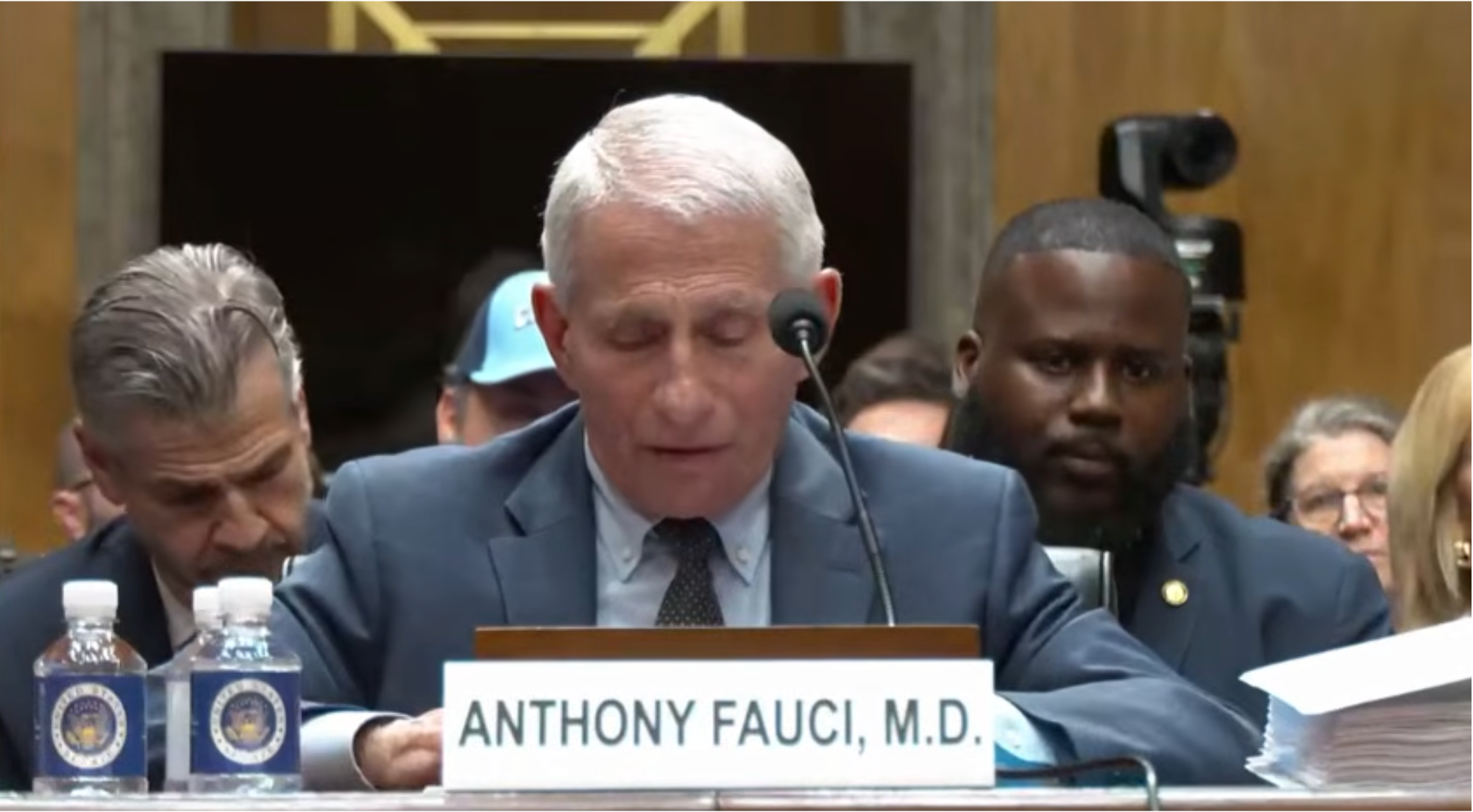 Fauci face au Congrès